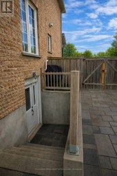 BASEMENT APARTMENT - 109 ROMANCE DRIVE Richmond Hill (Rouge Woods) Ontario photo 1