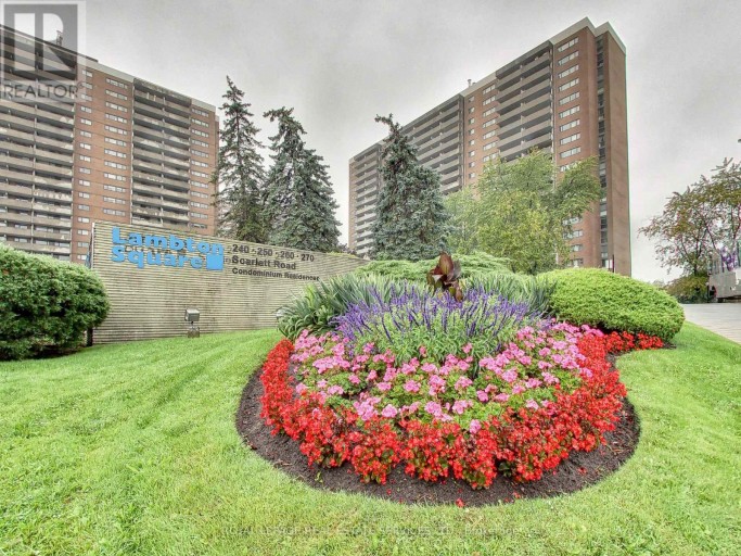 1302 - 240 SCARLETT ROAD, Toronto (Rockcliffe-Smythe), Ontario, M6N4X4