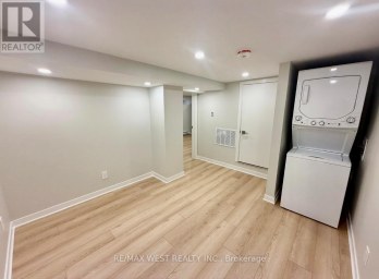 BSMT - 10 VIMY AVENUE Toronto (Weston) Ontario photo 5