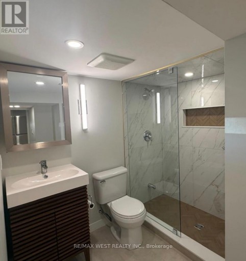 BSMT - 10 VIMY AVENUE, Toronto (Weston), Ontario, M9N2W2