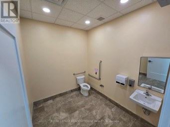 11 - 2578 BRISTOL CIRCLE Oakville (WP Winston Park) Ontario photo 6