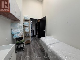 6 - 8707 DUFFERIN STREET Vaughan (Patterson) Ontario photo 9