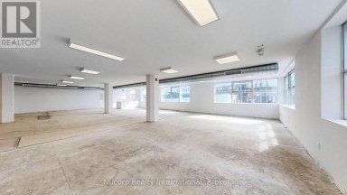 SECOND FLOOR - 8 EASTERN AVENUE Toronto (Moss Park) Ontario photo 6