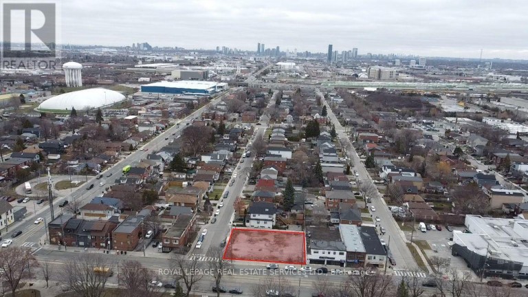 3142 LAKE SHORE BOULEVARD W, Toronto (New Toronto), Ontario, M8V1L4