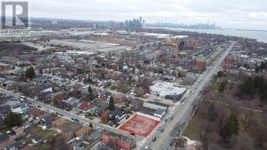 3142 LAKE SHORE BOULEVARD W Toronto (New Toronto) Ontario photo 4