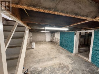 595 9TH STREET Hanover Ontario photo 14