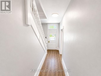 595 9TH STREET Hanover Ontario photo 8