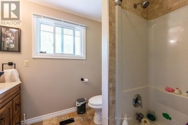 26046 KERWOOD ROAD Adelaide Metcalfe Ontario photo 23