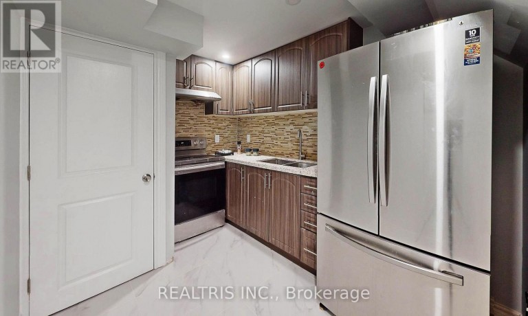 LOWER - 85 EAGLECREST STREET, Kitchener, Ontario, N2K0C7