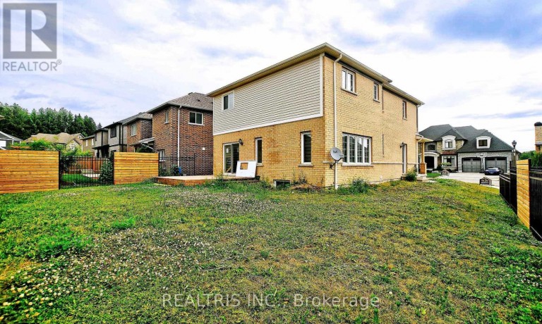 LOWER - 85 EAGLECREST STREET, Kitchener, Ontario, N2K0C7