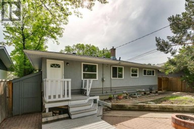 40 Henefer Road SW Calgary Alberta photo 24