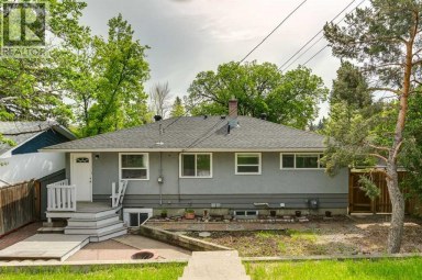 40 Henefer Road SW Calgary Alberta photo 25