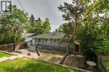 40 Henefer Road SW Calgary Alberta photo 28