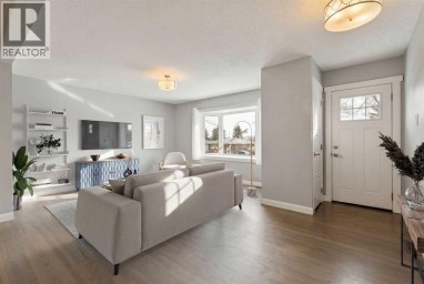 40 Henefer Road SW Calgary Alberta photo 5