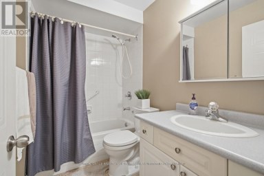 64 - 1241 HAMILTON ROAD London East (East P) Ontario photo 23