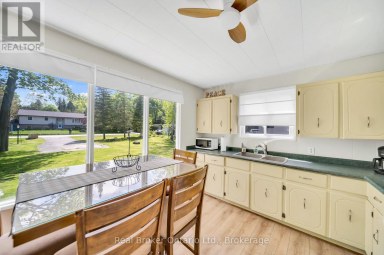 79 MAPLEPORT CRESCENT South Bruce Peninsula Ontario photo 10