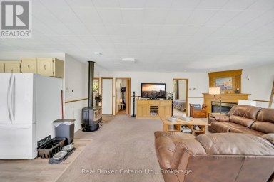 79 MAPLEPORT CRESCENT South Bruce Peninsula Ontario photo 24