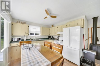 79 MAPLEPORT CRESCENT South Bruce Peninsula Ontario photo 9