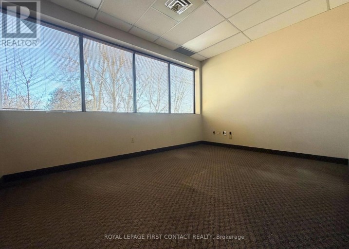 202 - 135 BAYFIELD STREET, Barrie (City Centre), Ontario, L4M3B3