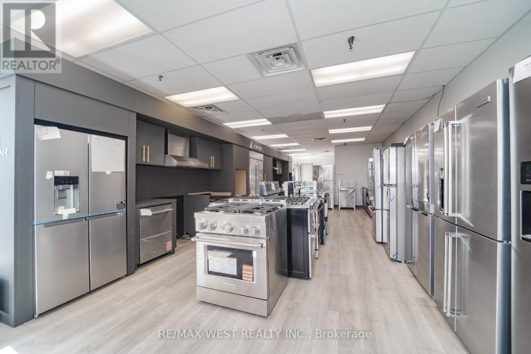 4 - 176 BULLOCK DRIVE, Markham (Bullock), Ontario, L3P7N1