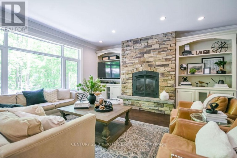 33 REILLY'S RUN, Springwater (Snow Valley), Ontario, L0L1Y3