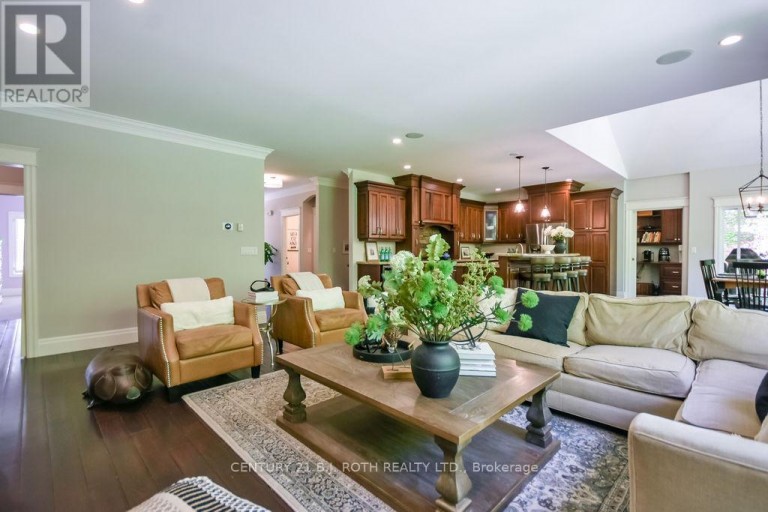 33 REILLY'S RUN, Springwater (Snow Valley), Ontario, L0L1Y3