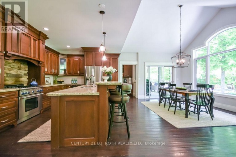 33 REILLY'S RUN, Springwater (Snow Valley), Ontario, L0L1Y3