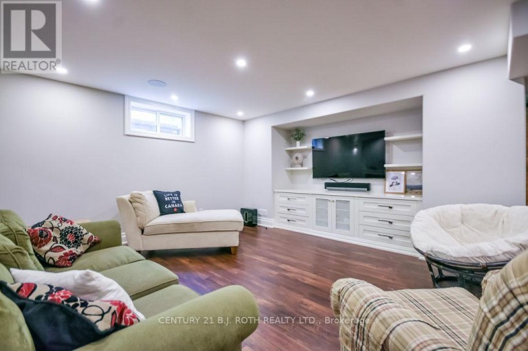 33 REILLY'S RUN, Springwater (Snow Valley), Ontario, L0L1Y3