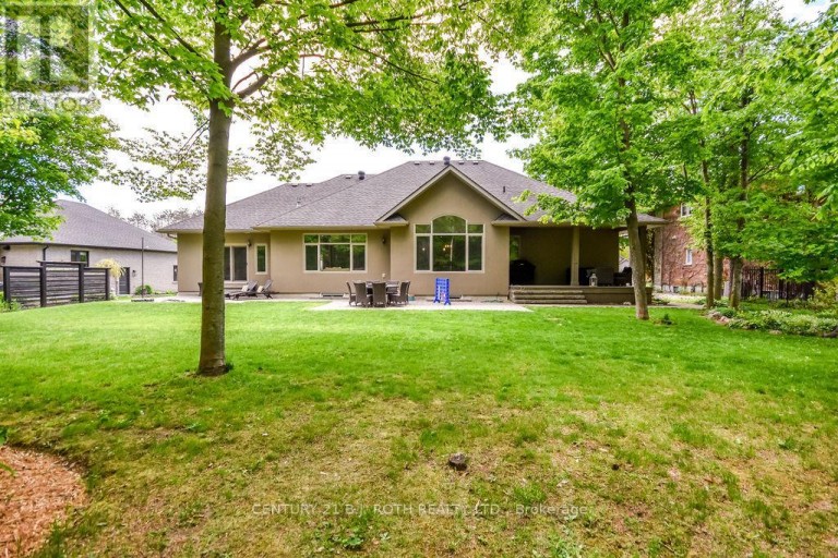 33 REILLY'S RUN, Springwater (Snow Valley), Ontario, L0L1Y3
