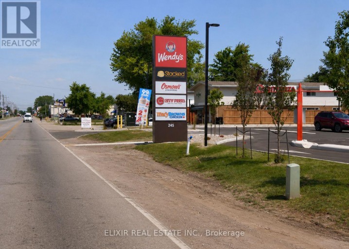 245 TALBOT STREET N, Essex, Ontario, N8M2W4