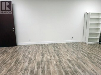 474 CHAMPAGNE DRIVE Toronto (York University Heights) Ontario photo 4