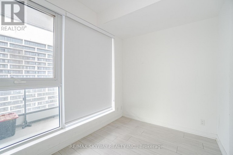 5702 - 5 BUTTERMILL AVENUE, Vaughan (Vaughan Corporate Centre), Ontario, L4K0J5