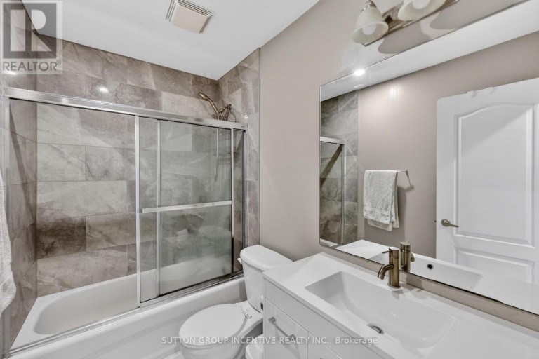 60 SUCCESSION CRESCENT, Barrie (Innis-Shore), Ontario, L4M7G4
