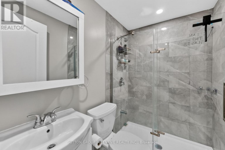 60 SUCCESSION CRESCENT, Barrie (Innis-Shore), Ontario, L4M7G4