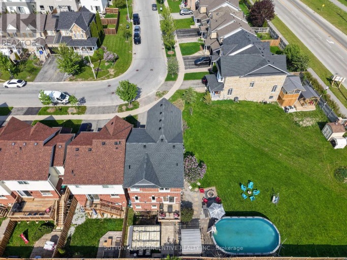 60 SUCCESSION CRESCENT, Barrie (Innis-Shore), Ontario, L4M7G4