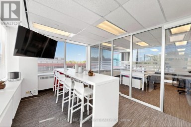 200 - 2206 EGLINTON AVENUE Toronto (Wexford-Maryvale) Ontario photo 4