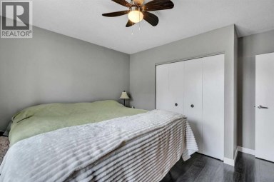 249 Acadia Drive SE Calgary Alberta photo 14