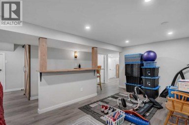 249 Acadia Drive SE Calgary Alberta photo 24