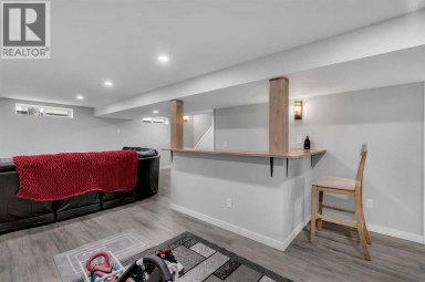 249 Acadia Drive SE Calgary Alberta photo 25