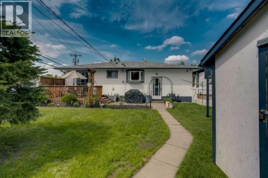 249 Acadia Drive SE Calgary Alberta photo 32