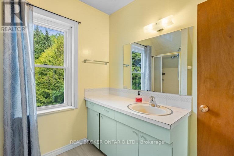 1323 2ND AVENUE W, Owen Sound, Ontario, N4K4N5