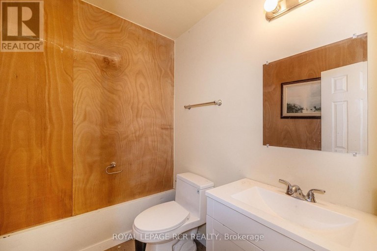 LOWER - 428 MAIN STREET W, Shelburne, Ontario, L9V2V3