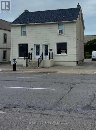 82 CENTRE STREET N, Oshawa (Central), Ontario, L1G4B6