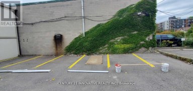 82 CENTRE STREET N Oshawa (Central) Ontario photo 3