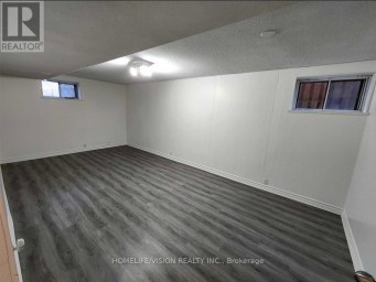 BSMT - 271 SUSSEX AVE AVENUE Richmond Hill (Harding) Ontario photo 3