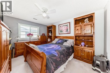 51 Cedar Springs Gardens SW Calgary Alberta photo 18