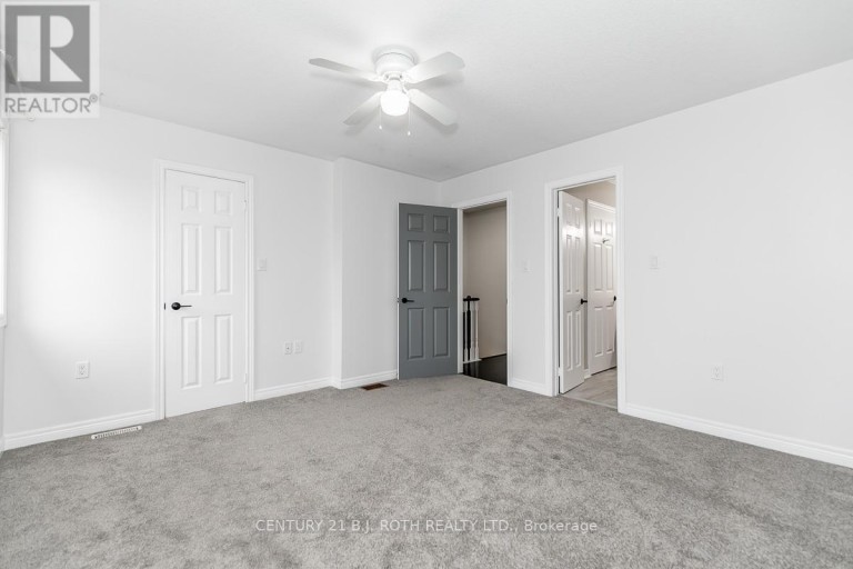 18 - 430 MAPLEVIEW DRIVE E, Barrie (Painswick South), Ontario, L4N0H4