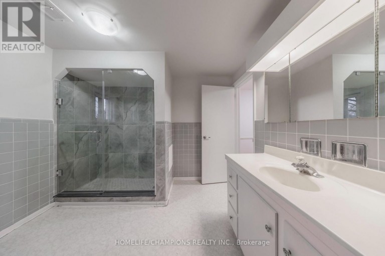 44 MARYDON CRESCENT, Toronto (Agincourt South-Malvern West), Ontario, M1S2H1
