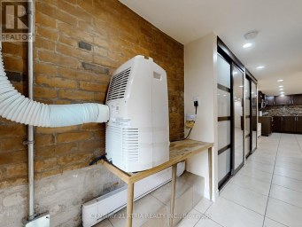 LOWER - 2828 DANFORTH AVENUE Toronto (East End-Danforth) Ontario photo 18