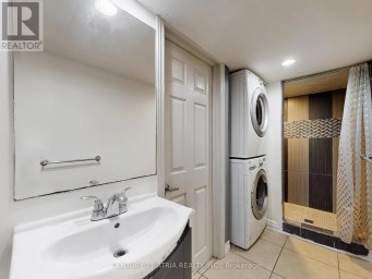 LOWER - 2828 DANFORTH AVENUE Toronto (East End-Danforth) Ontario photo 19